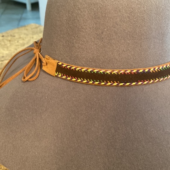 NWOT floppy hat - Picture 3 of 6